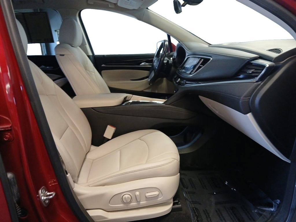 Used 2024 Buick Enclave Essence w/ Technology Package FWD image 15