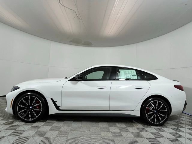 New 2026 BMW i4 xDrive40i w/ M Sport Package AWD/4WD image 4