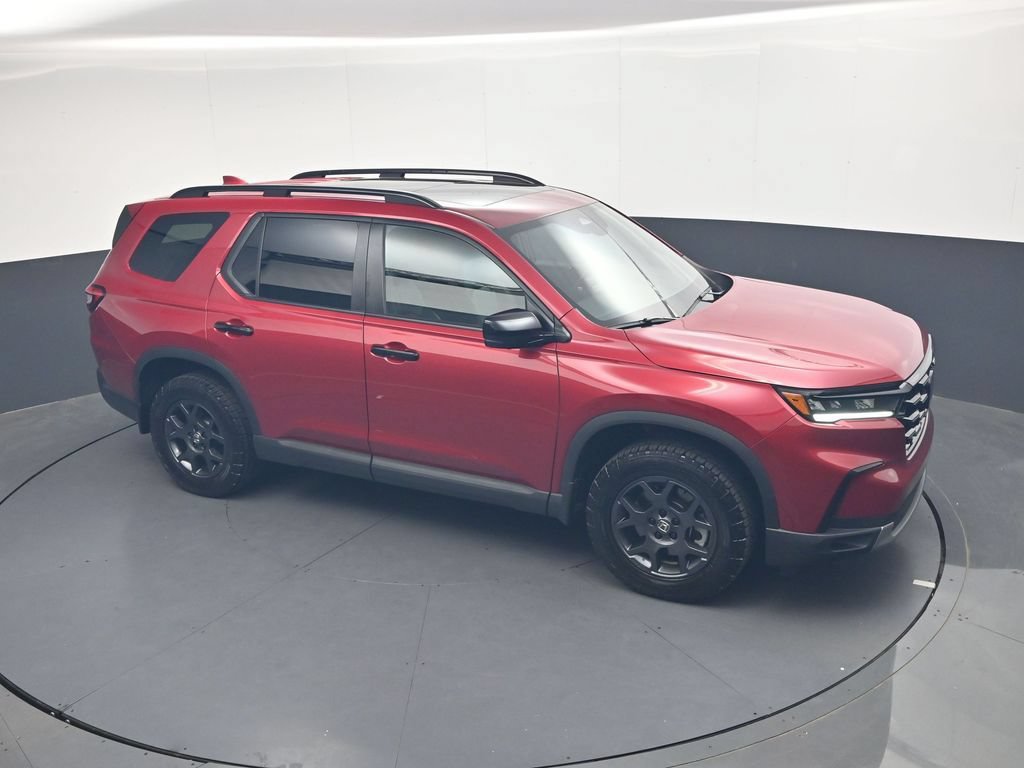 Certified 2025 Honda Pilot TrailSport image 31