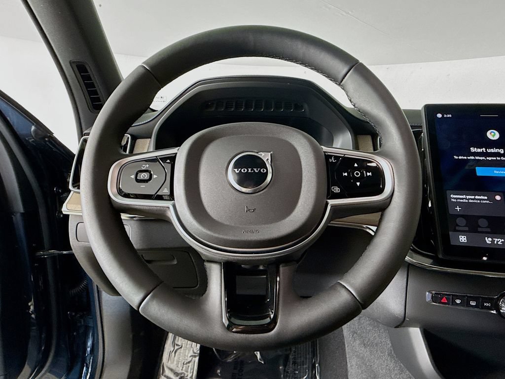 New 2026 Volvo XC90 T8 Plus w/ Protection Package Premier AWD/4WD image 11