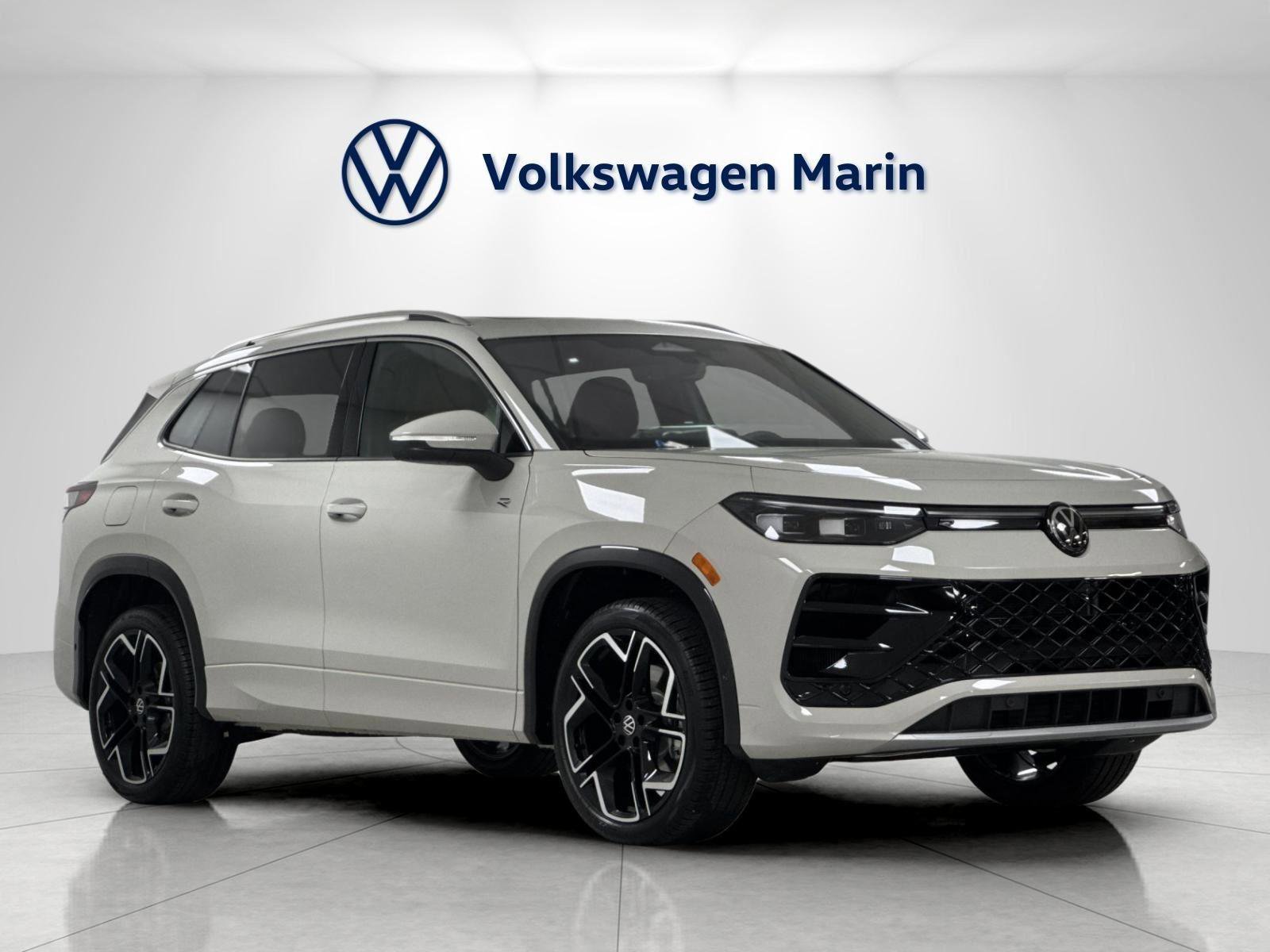 New 2026 Volkswagen Tiguan SEL R-Line AWD/4WD image 7