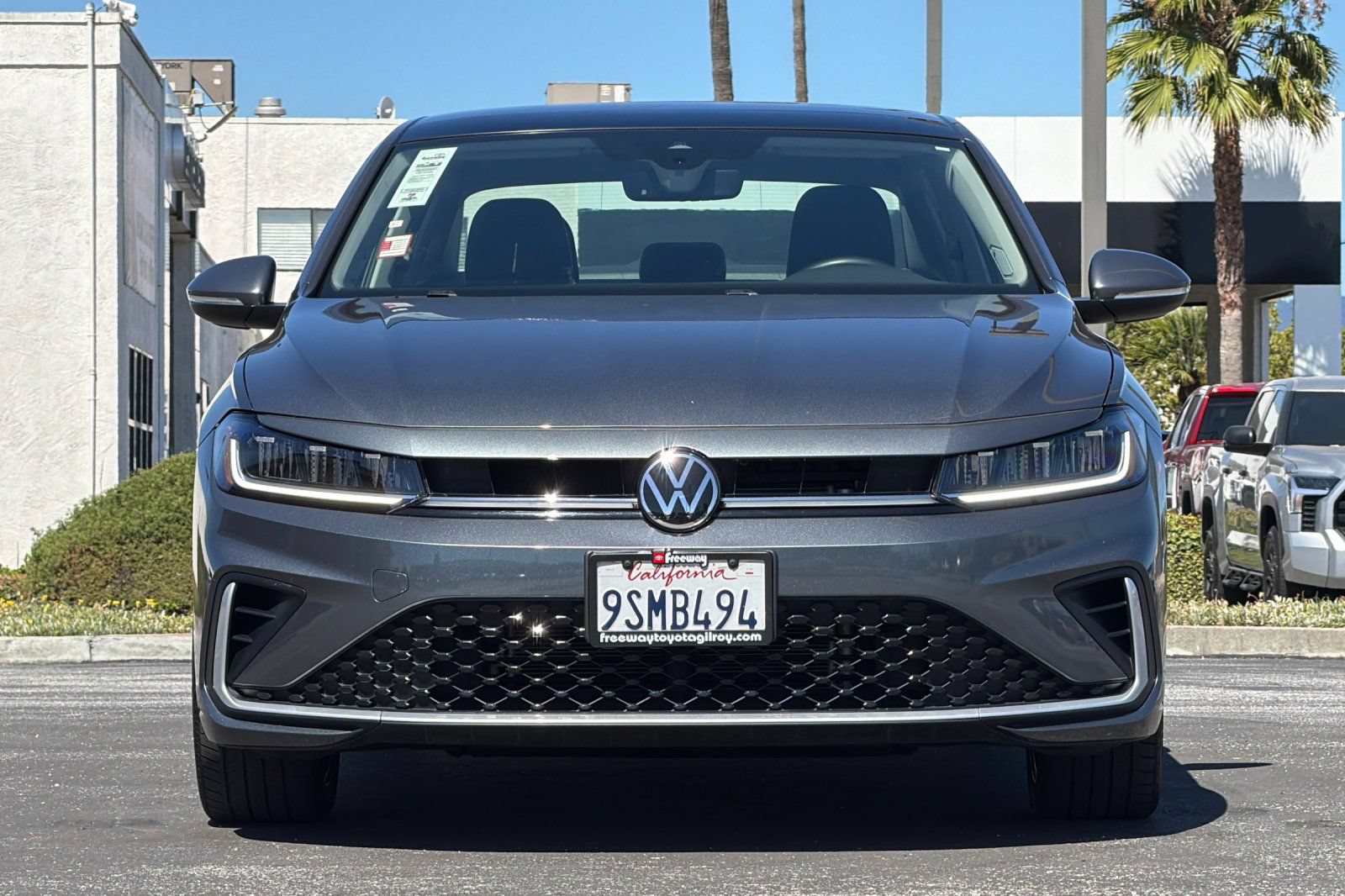 Used 2025 Volkswagen Jetta SEL FWD image 11