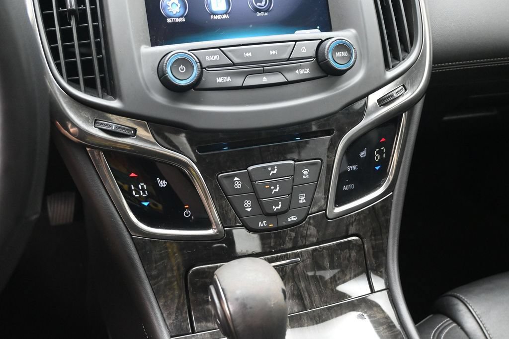Used 2014 Buick LaCrosse Leather w/ Driver Confidence Package FWD image 18