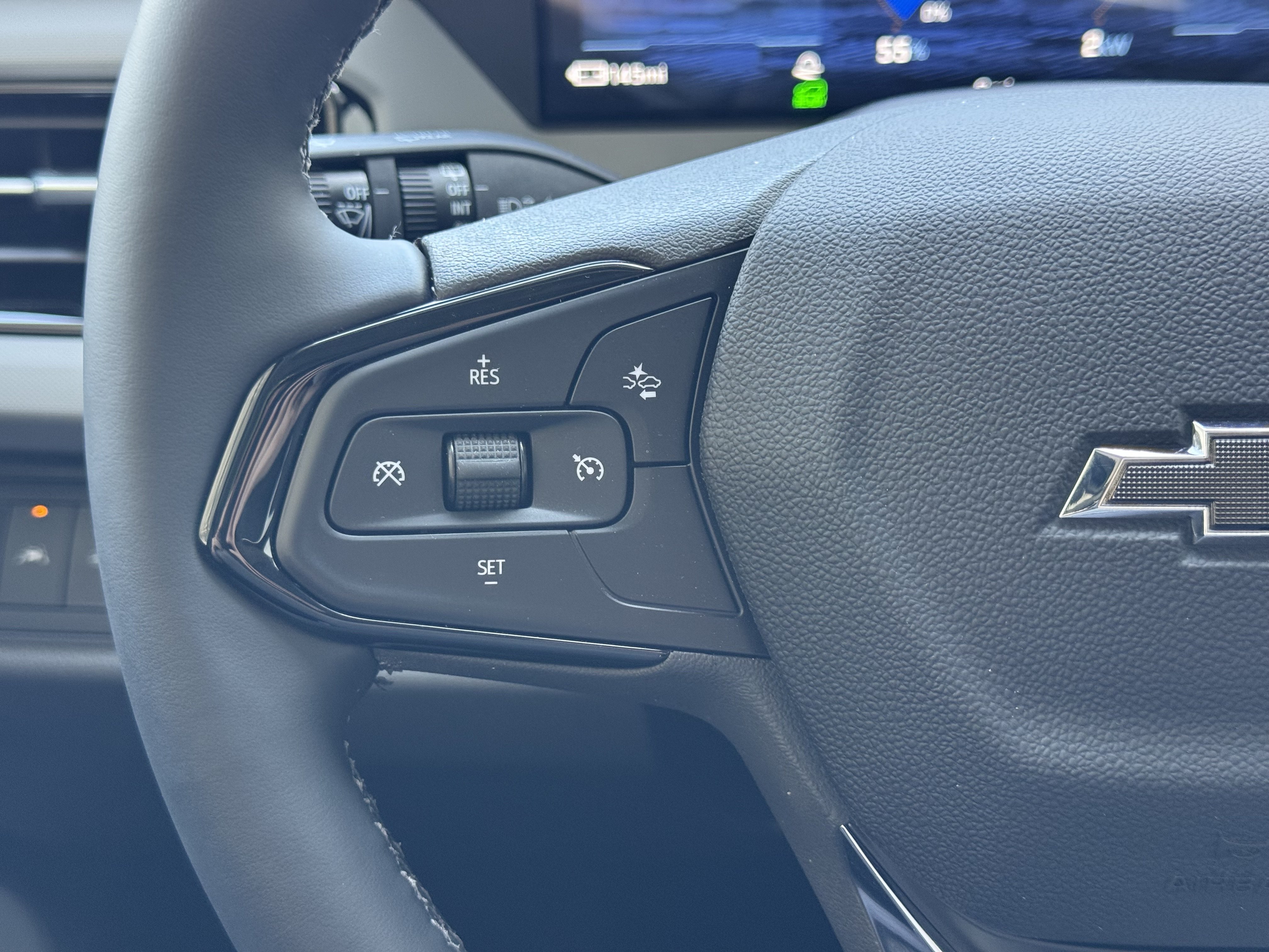 New 2027 Chevrolet Bolt RS w/ Technology Package FWD image 26
