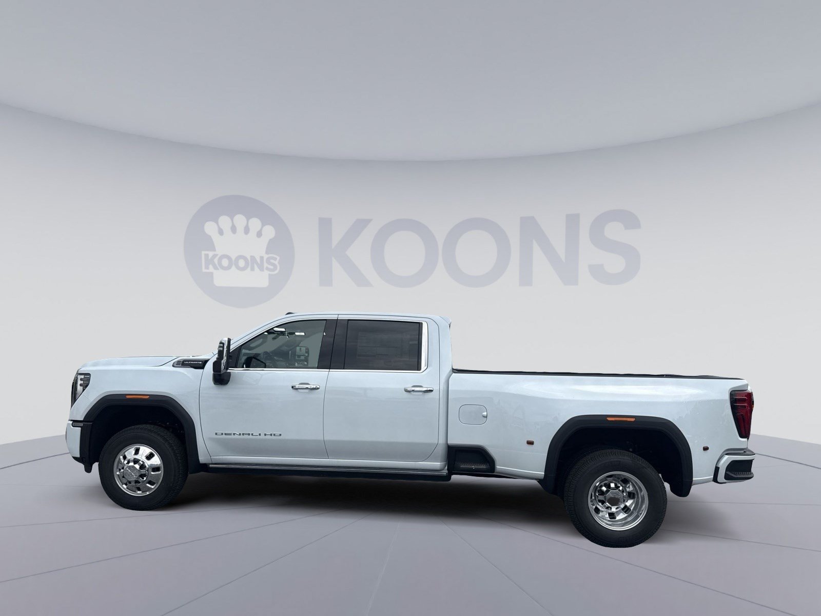 New 2026 GMC Sierra 3500 Denali Ultimate AWD/4WD image 2