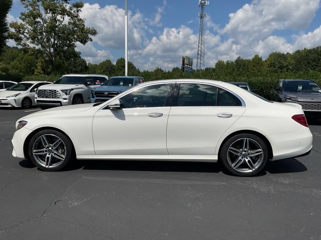 Used 2019 Mercedes-Benz E 300 4MATIC image 12