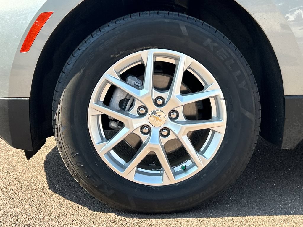 Used 2024 Chevrolet Equinox LT AWD/4WD image 25