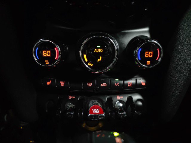 Used 2017 MINI Cooper Convertible image 23