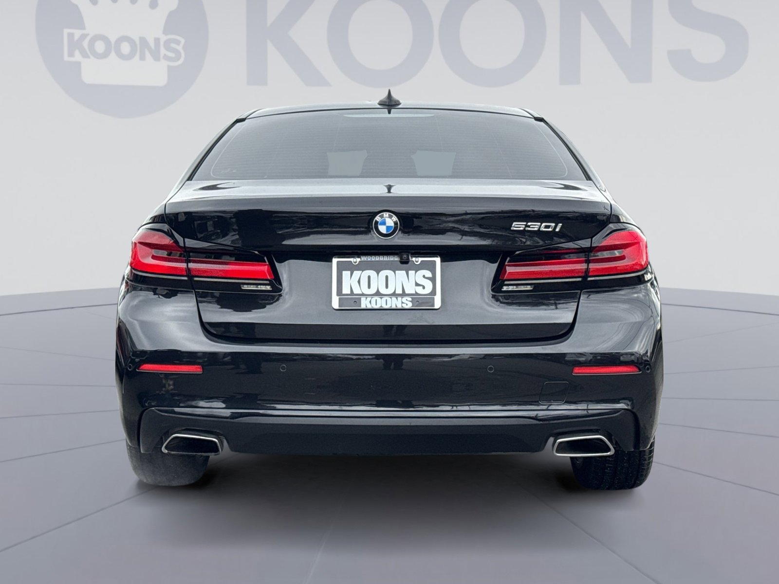 Used 2022 BMW 530i w/ Premium Package image 5