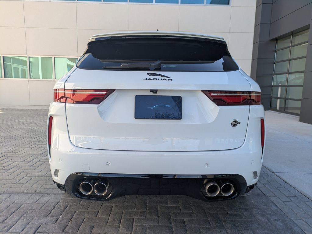 New 2026 Jaguar F-PACE SVR image 5