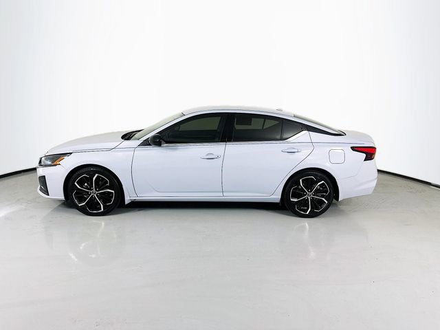 Certified 2023 Nissan Altima 2.5 SR FWD image 6