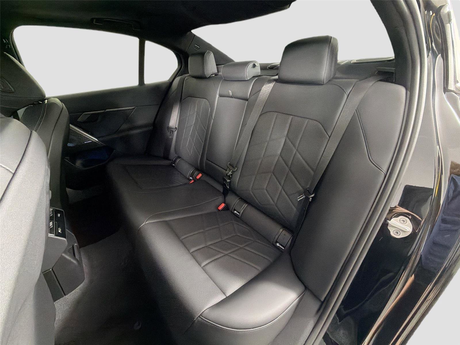 New 2027 BMW 530i RWD image 25