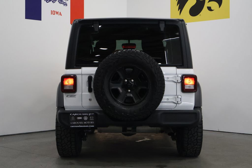 Used 2023 Jeep Wrangler Sport image 11