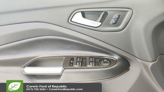 Used 2019 Ford Escape SEL FWD image 18