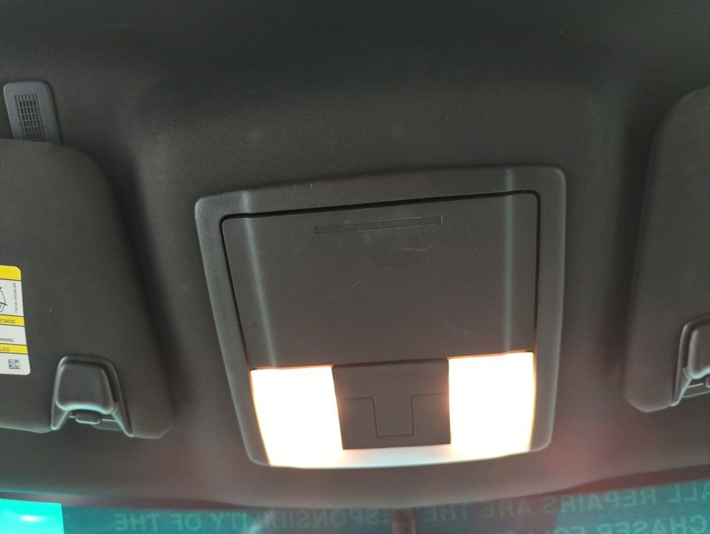 Used 2014 Ford Explorer XLT w/ Equipment Group 202A image 29