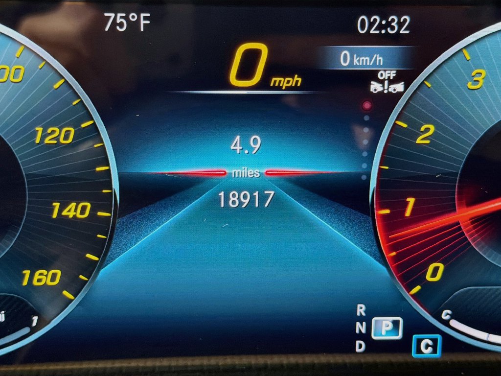 Used 2023 Mercedes-Benz CLA 250 4MATIC w/ Premium Package image 12