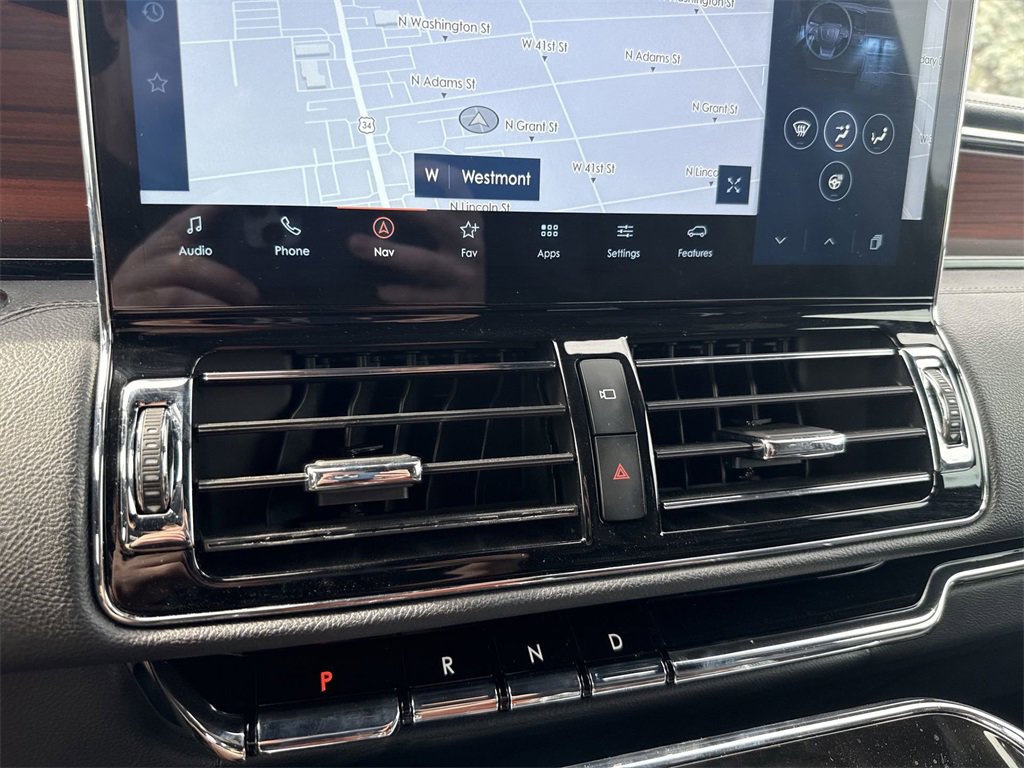 Used 2024 Lincoln Navigator Reserve image 22