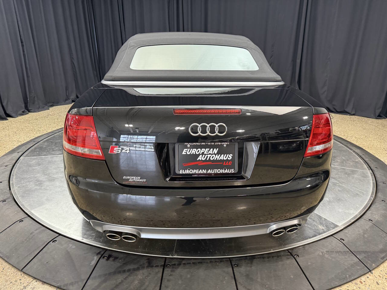 Used 2009 Audi S4 Cabriolet image 21