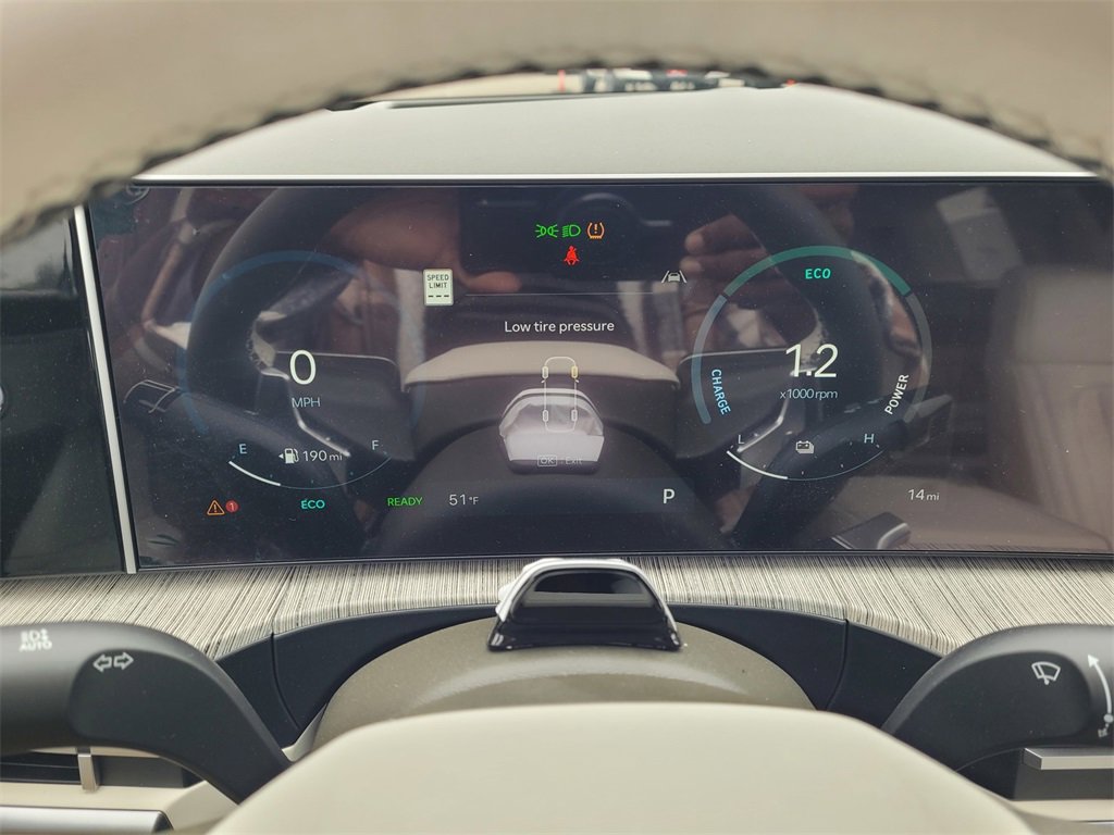 New 2025 Hyundai Santa Fe Calligraphy image 11