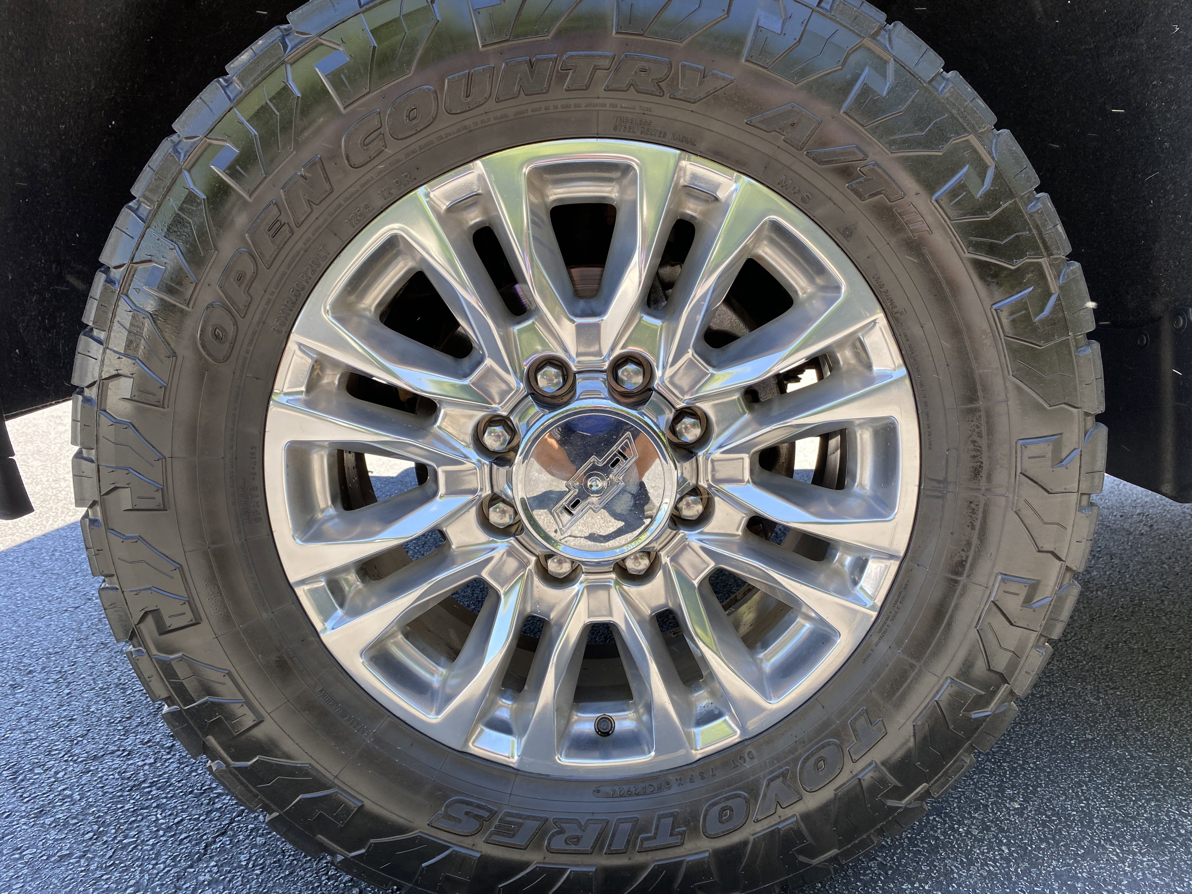 Used 2023 Chevrolet Silverado 2500 High Country w/ Safety Package II AWD/4WD image 48