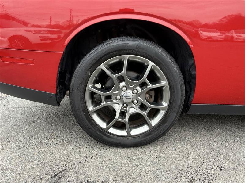 Used 2017 Dodge Challenger GT w/ Driver Convenience Group AWD/4WD image 6