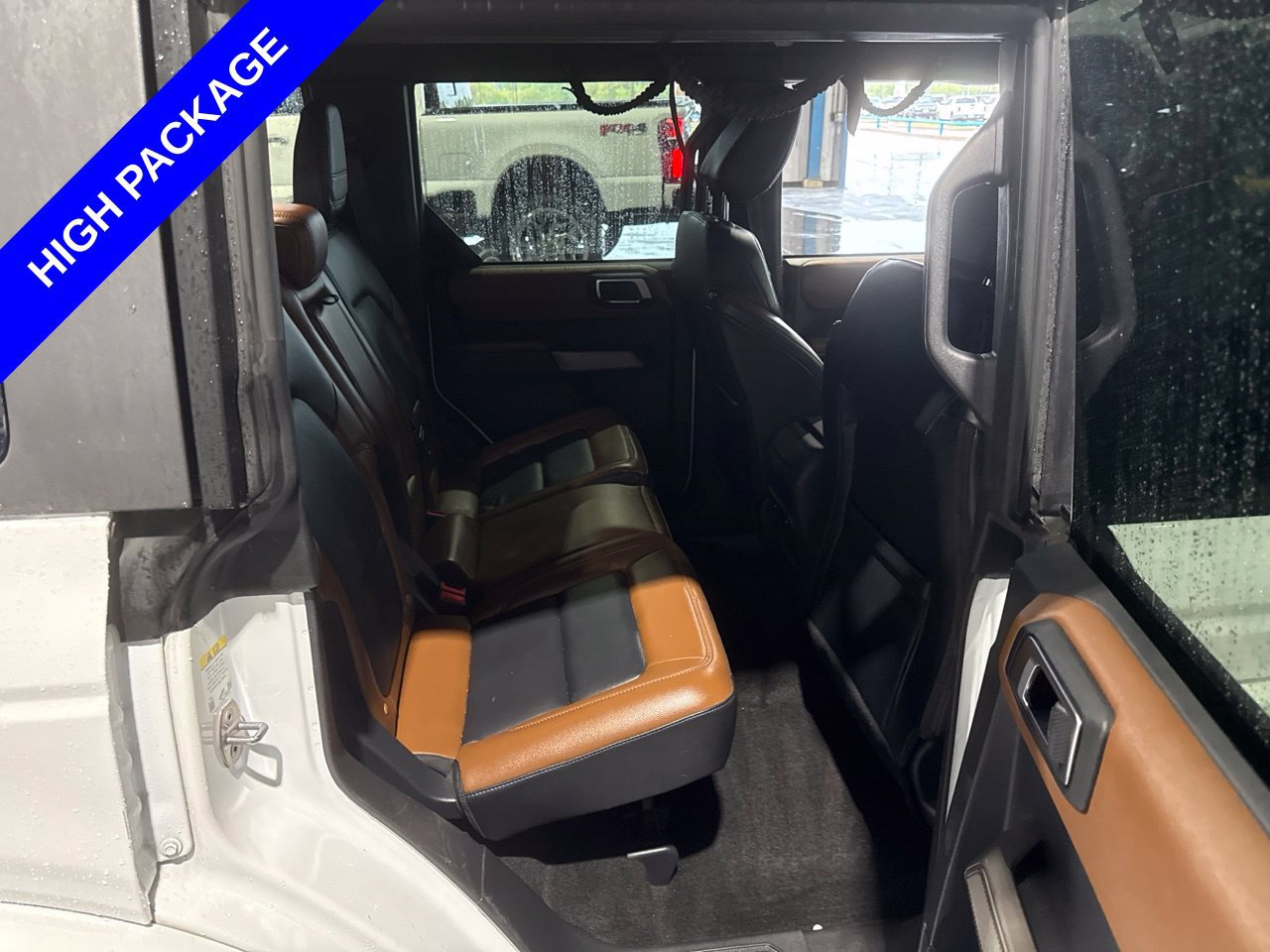Used 2023 Ford Bronco Outer Banks AWD/4WD image 13