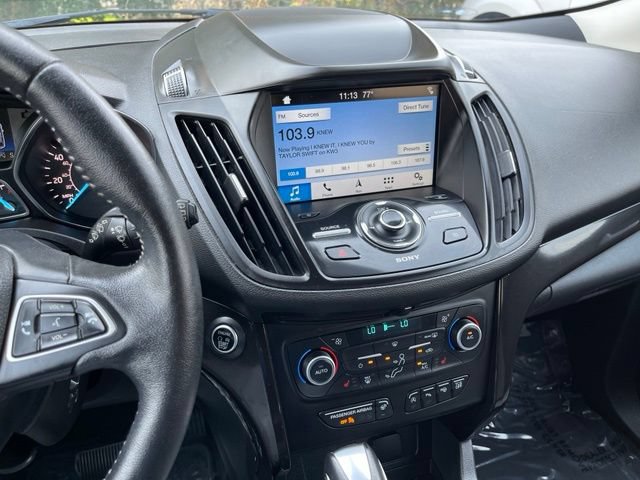 Used 2019 Ford Escape Titanium AWD/4WD image 11