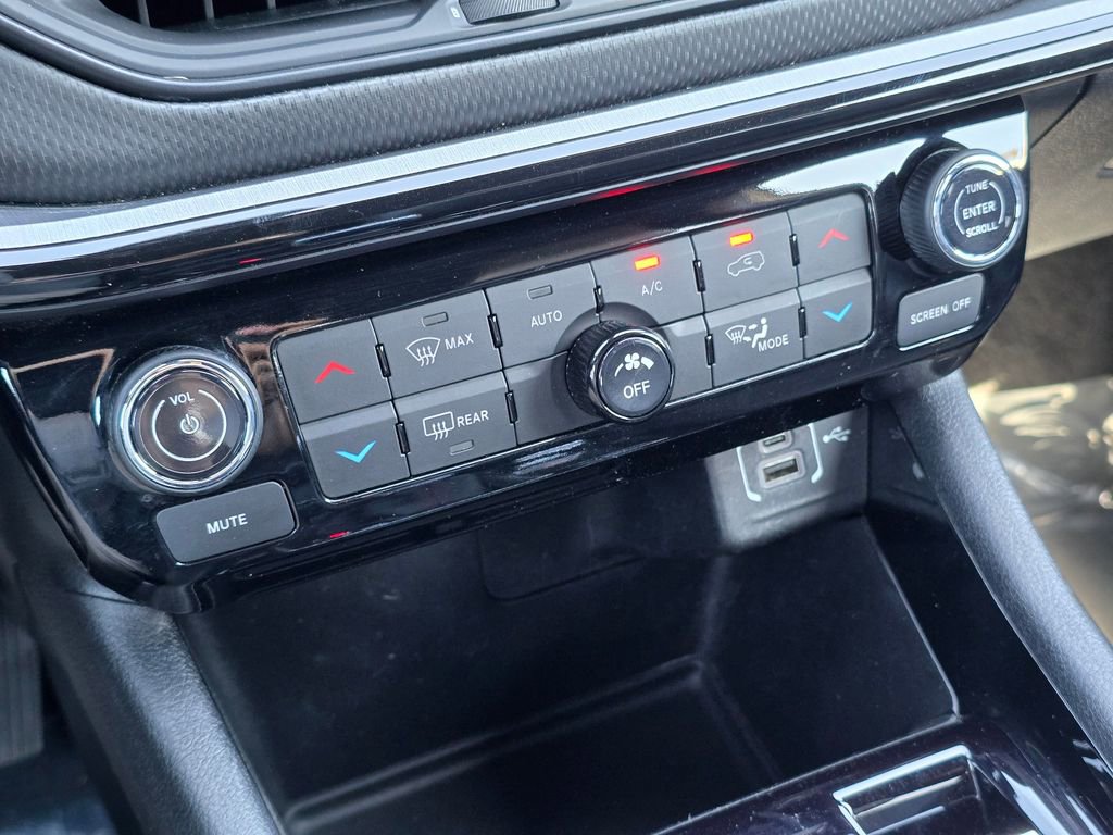 Used 2024 Jeep Compass Trailhawk image 28