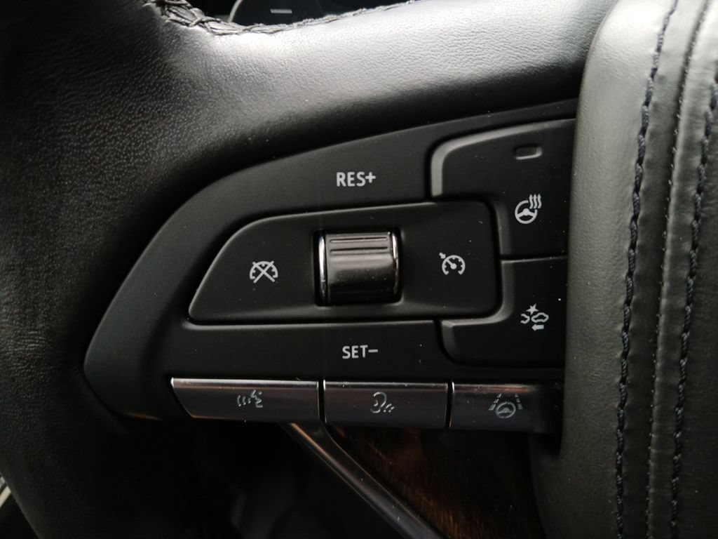 Used 2023 Cadillac Escalade Sport Platinum AWD/4WD image 11