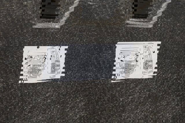 Used 2025 GMC Acadia Elevation image 25