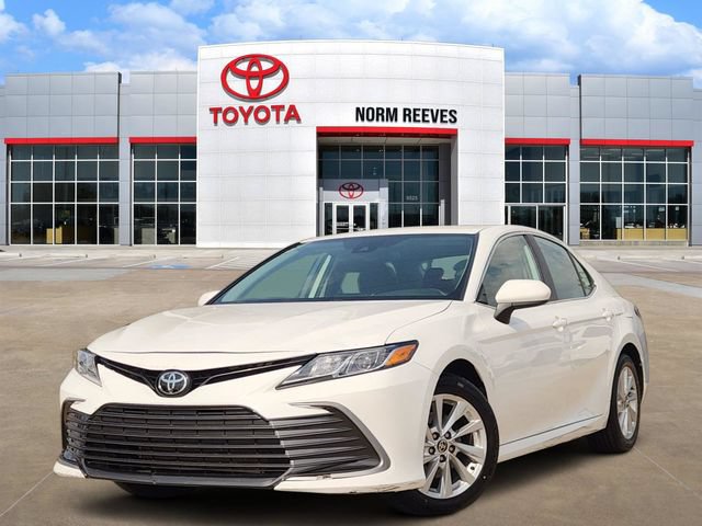 Used 2024 Toyota Camry LE FWD image 1