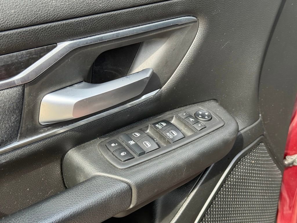 Used 2019 RAM 1500 Big Horn image 12