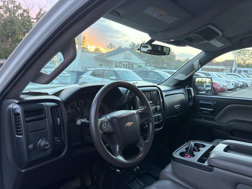 Used 2015 Chevrolet Silverado 2500 W/T w/ Snow Plow Prep Package AWD/4WD image 11
