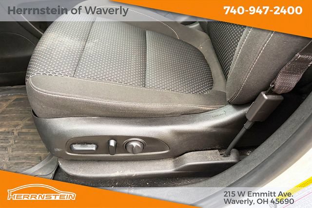 Used 2021 GMC Acadia SLE w/ Driver Convenience Package AWD/4WD image 17