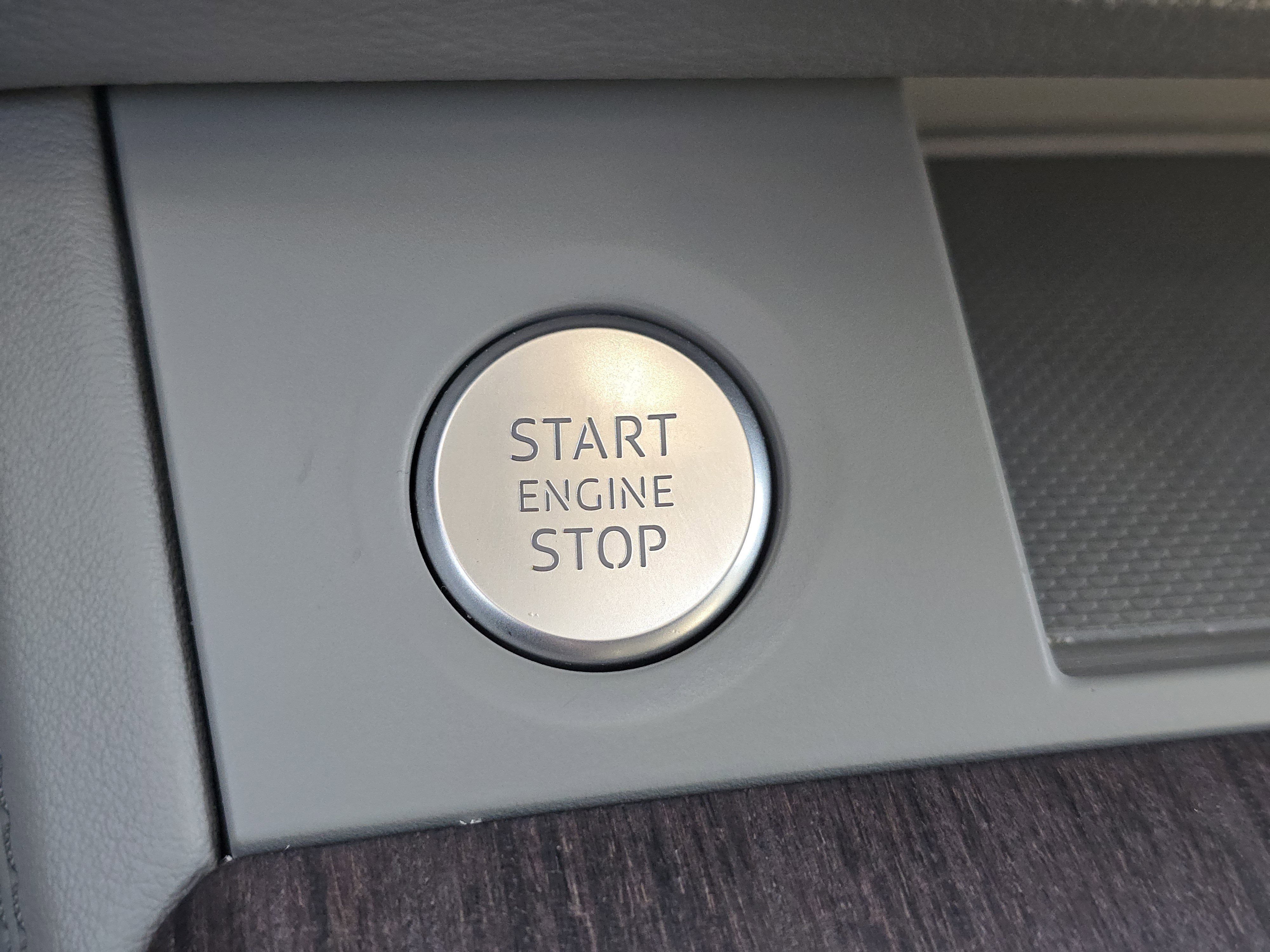 Used 2021 Audi Q5 Premium Plus w/ Premium Plus Package image 24