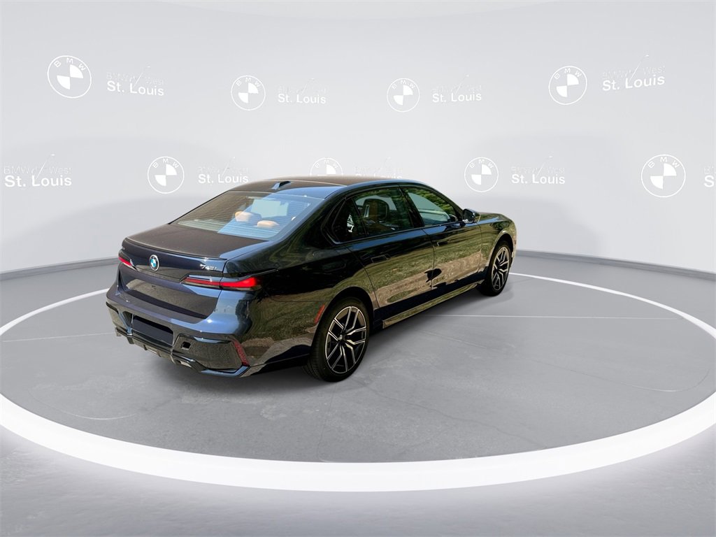 New 2026 BMW 740i xDrive image 8