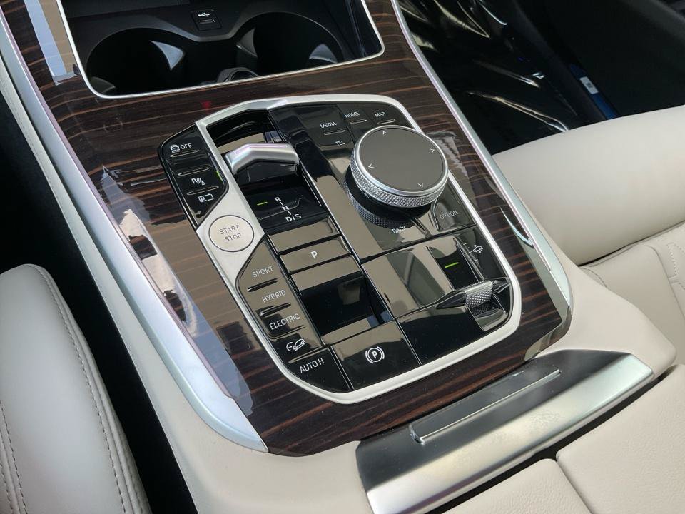 New 2026 BMW X5 xDrive50e AWD/4WD image 20