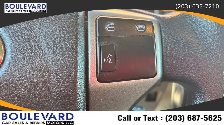 Used 2010 Toyota 4Runner SR5 AWD/4WD image 24