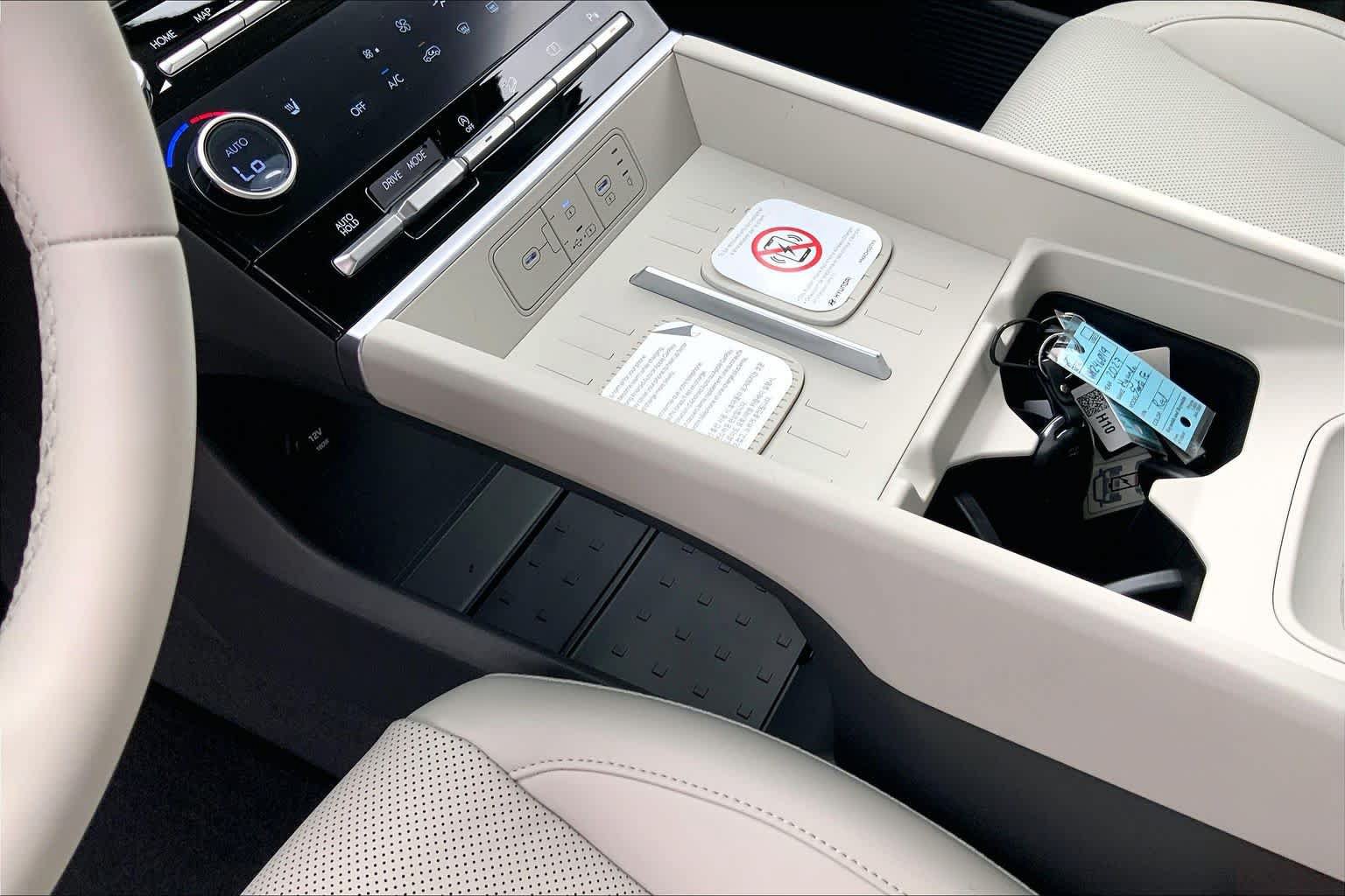 New 2027 Hyundai Santa Fe SEL FWD image 8