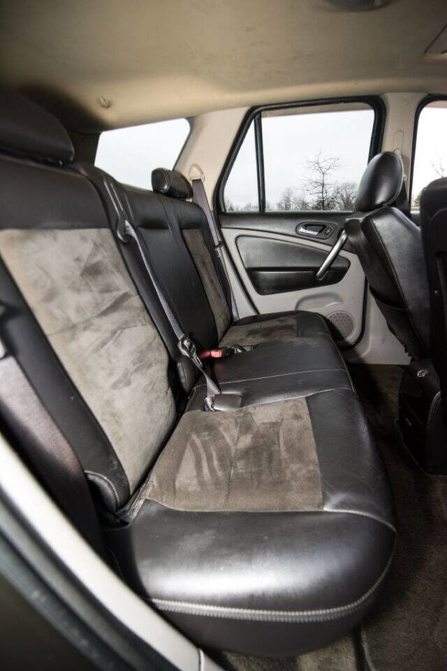 Used 2006 Saturn Vue 2WD V6 w/ Red Line Performance Pkg image 26