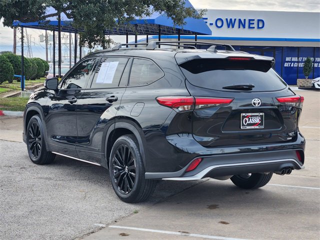 Used 2023 Toyota Highlander XSE image 5