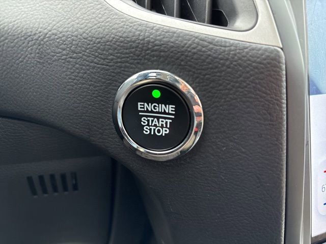 Used 2023 Ford Edge SEL w/ Convenience Package image 29