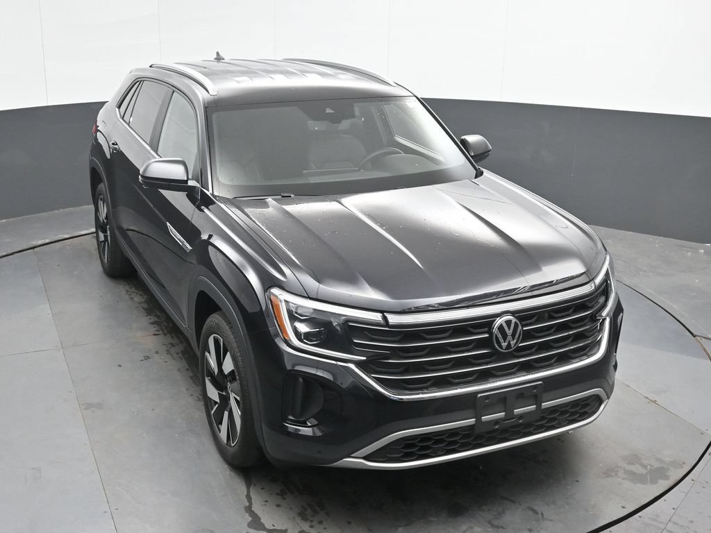 Used 2024 Volkswagen Atlas Cross Sport SE AWD/4WD image 32