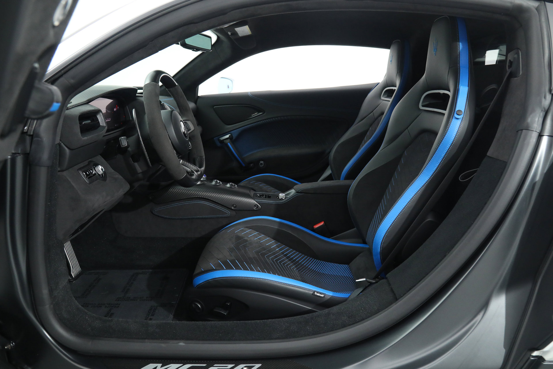 Certified 2022 Maserati MC20 Coupe image 25