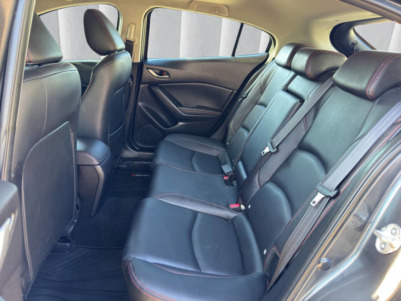 Used 2015 MAZDA MAZDA3 i Grand Touring image 11