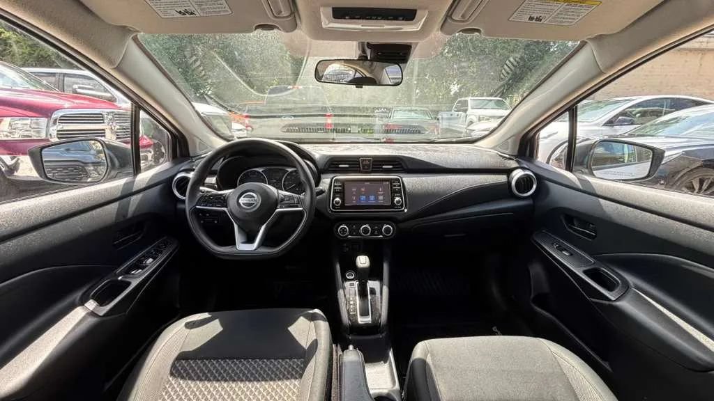 Used 2020 Nissan Versa S FWD image 15