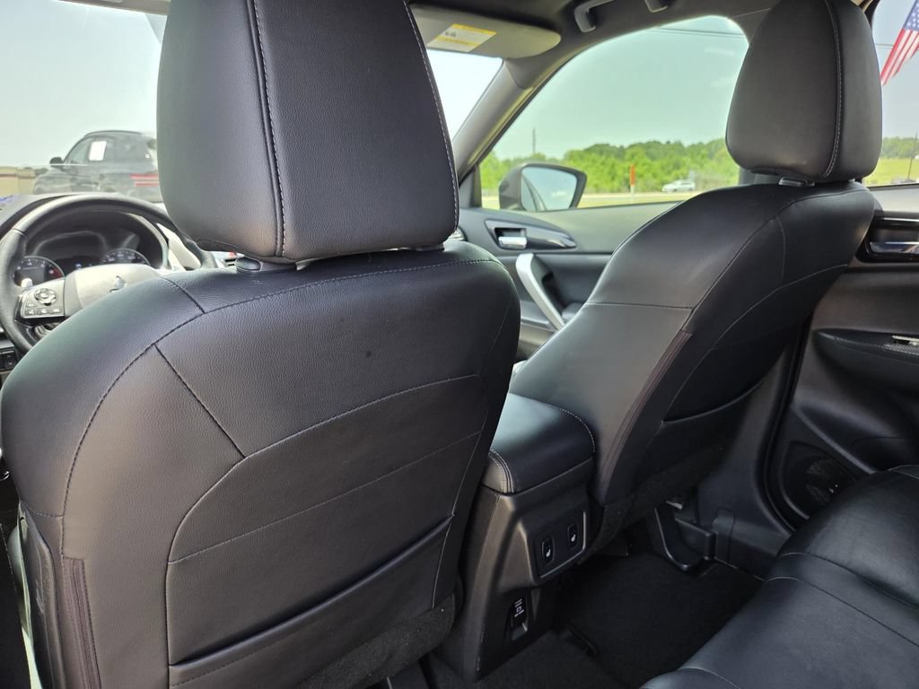 Used 2022 Mitsubishi Eclipse Cross SEL FWD image 27