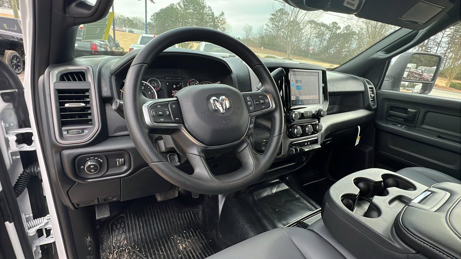 New 2026 RAM 2500 Tradesman w/ Chrome Appearance Group AWD/4WD image 20