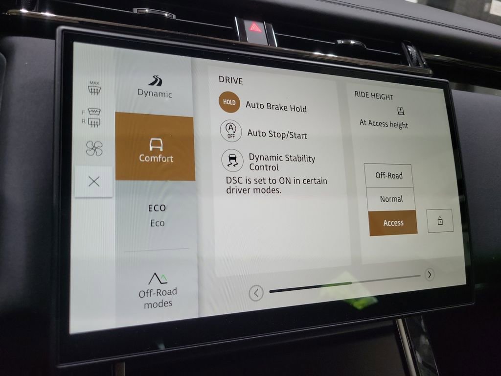 New 2026 Land Rover Range Rover Velar Dynamic SE image 34