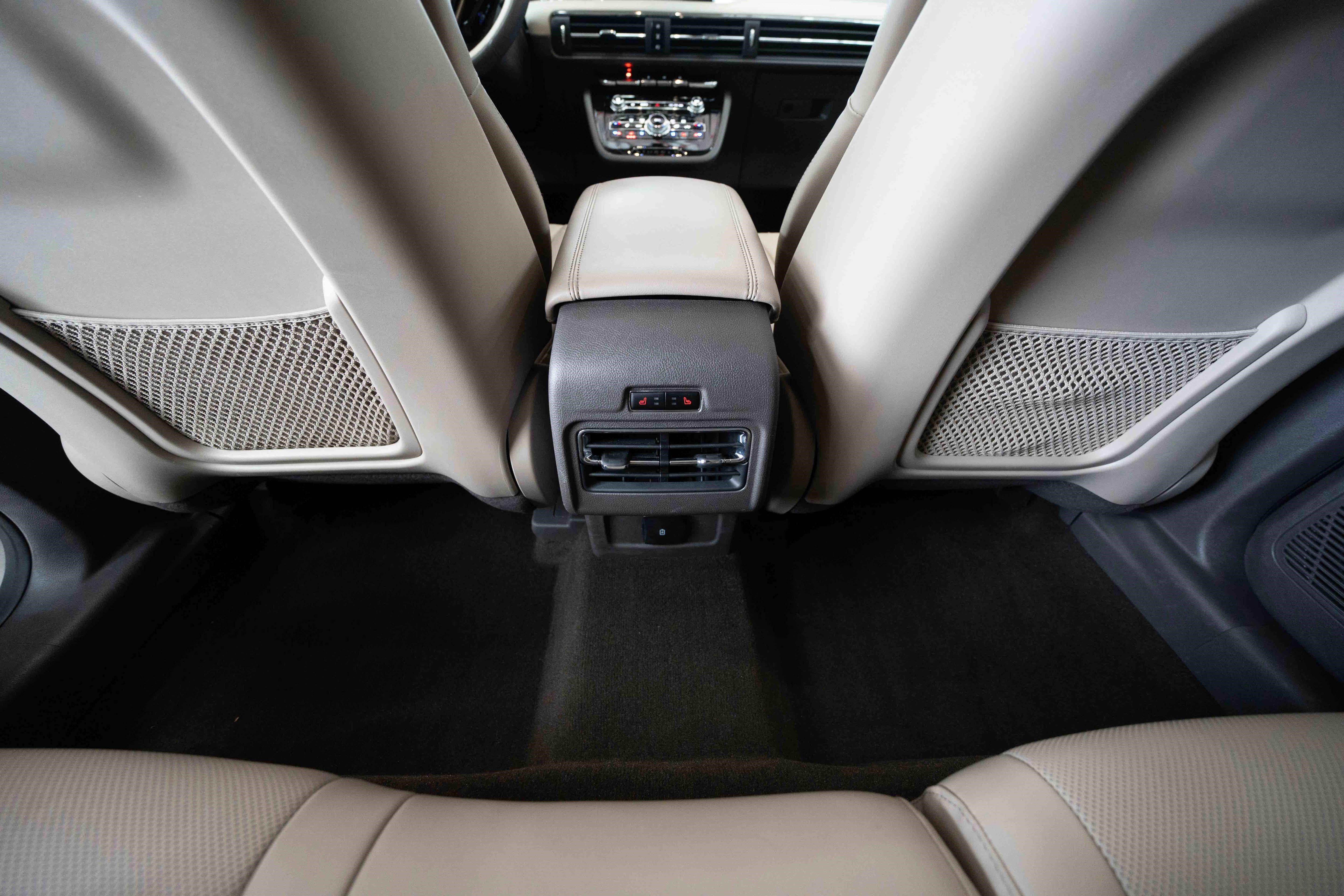 Used 2022 Lincoln Corsair AWD w/ Equipment Group 101A image 22